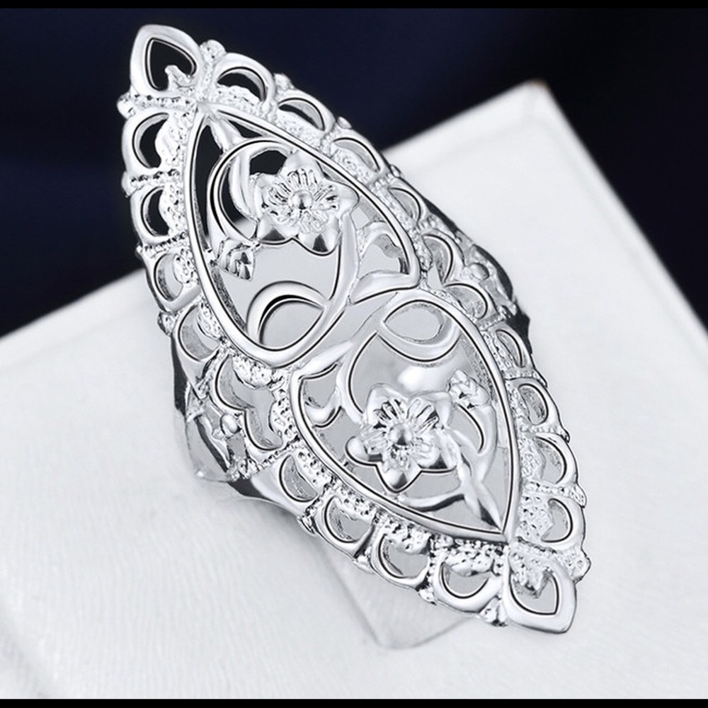 925 hollow finger ring.